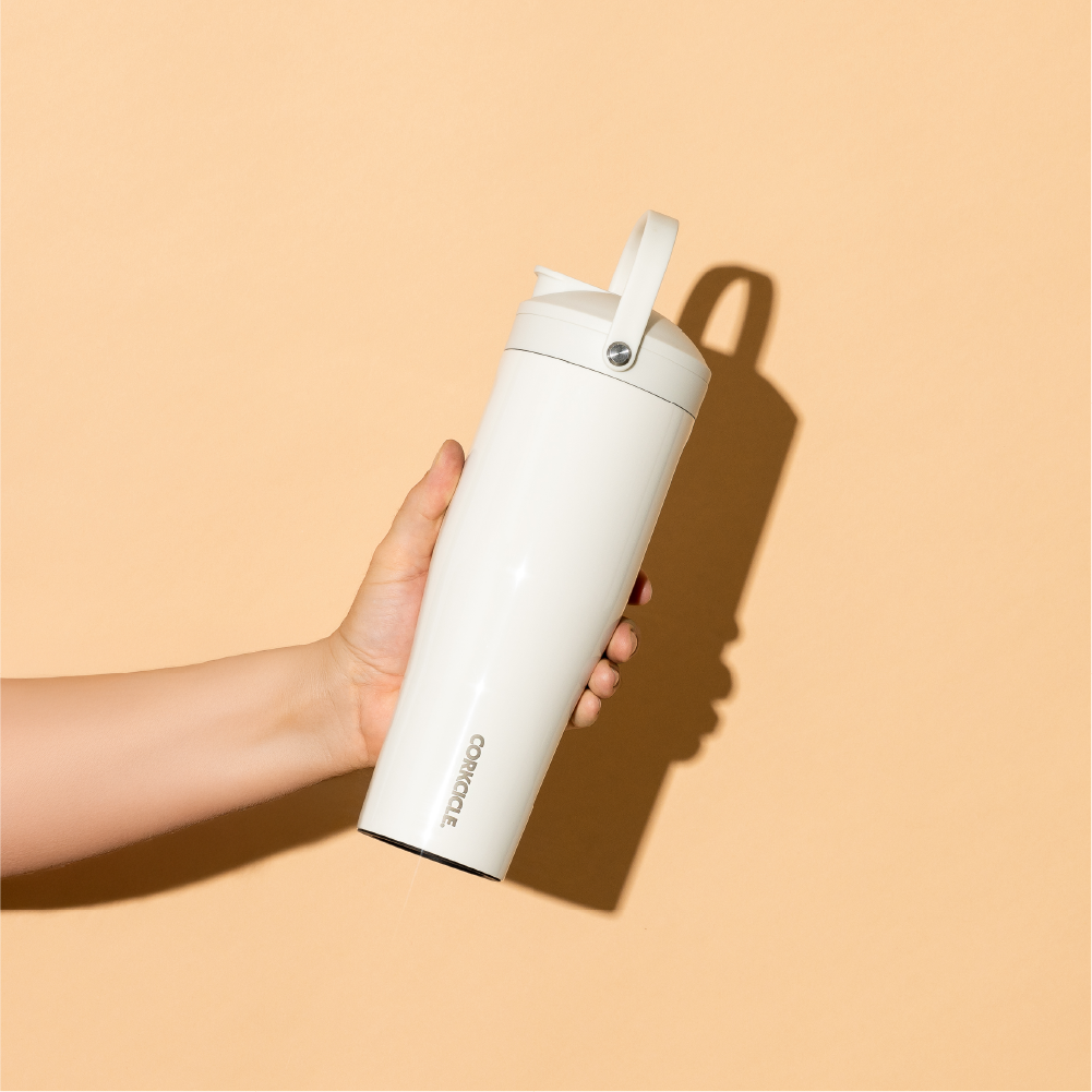 protein-shaker-j0 4456e7370209--Artboard-1-copy-5.png